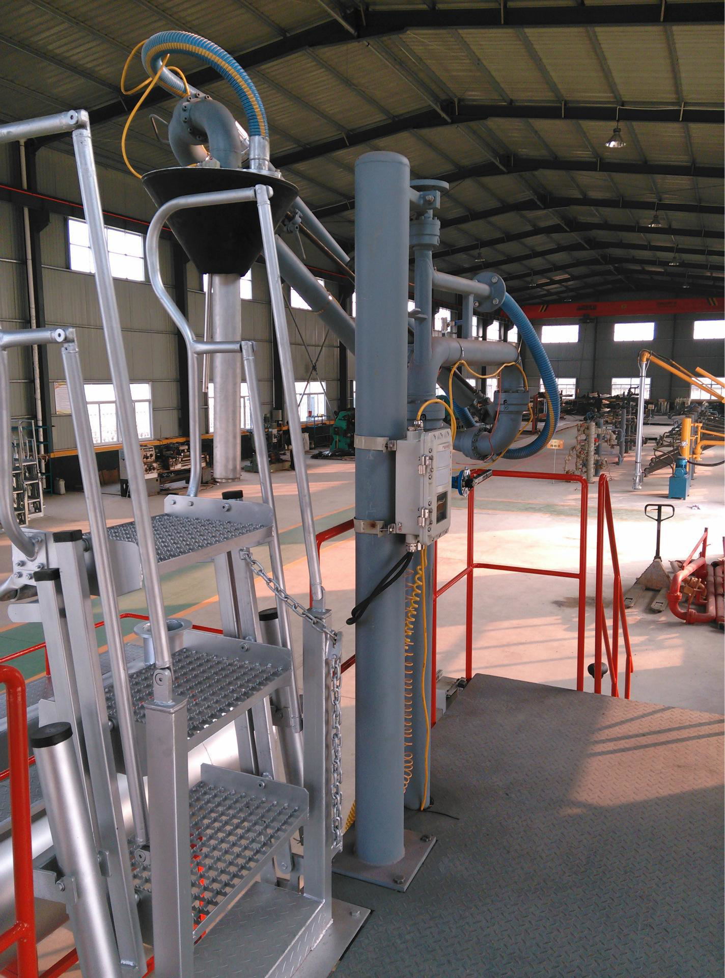 带油气回收鹤管